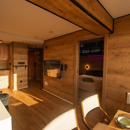 Snowgranada Snow Jacuzzi